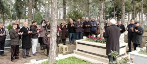 Türk Voleybolunun Önemli ismi Cengiz Göllü Ölümünün 3. Yıl dönümünde  Anıldı