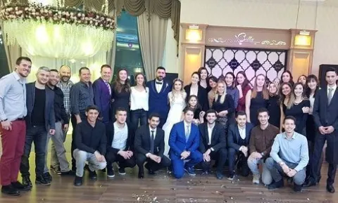 Halkbank ailesinde düğün vardı