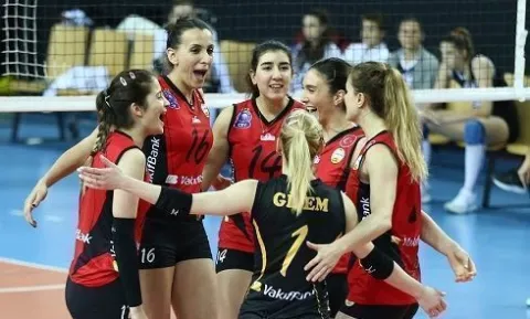 VakıfBank galibiyet serisini sürdürdü