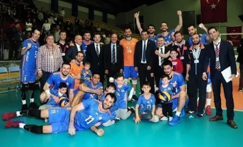 İstanbul BBSK, 3/4'ncülük maçında Galatasaray'ı 3-1 Yenerek Seriyi Eşitledi