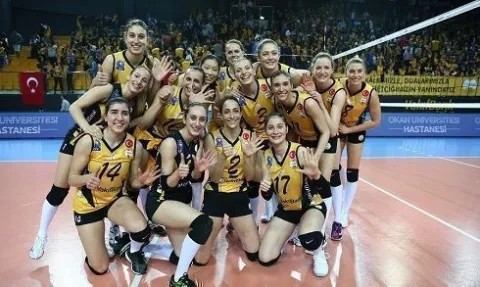 VakıfBank Avrupa’nın en büyük kupasında yine Dörtlü Finaller’de