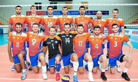 İstanbul BBSK Voleybol Takımı, PAOK Thessaloniki karşısında 3. Tur için sahada
