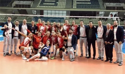 THY Sultanlar Ligi'ndeki ilk galibiyetini aldı