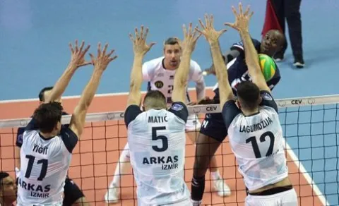 Arkas Avrupa Şampiyonlar Ligi İlk Maçında 3-0 Yenildi