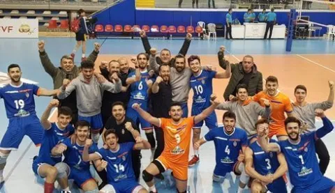 İnegöl Belediye Gençleri ŞAMPİYON Oldu