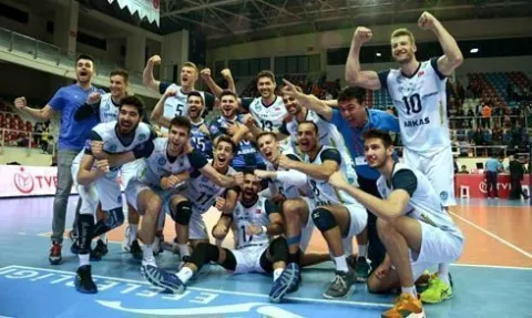 Galatasaray'ı bir kez daha Yenen Arkas Efeler Ligi'nde Finalist