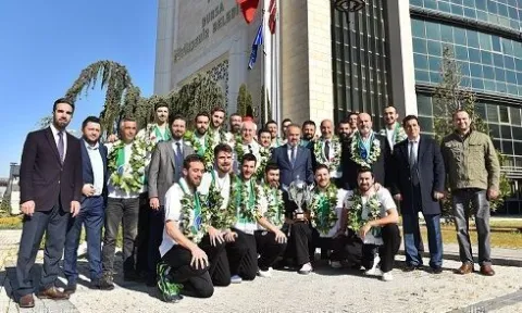 Bursa Büyükşehir ŞAMPİYON