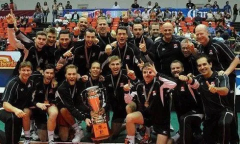 Glen Hoag'ın Çalıştırdığı Kanada Milli Takımı 24 yıl aradan sonra Olimpiyat'a gitmeye hak kazandı.