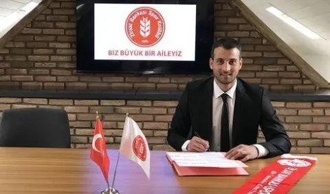 Ziraat Bankası, Halil ve Berkay’ı renklerine bağladı