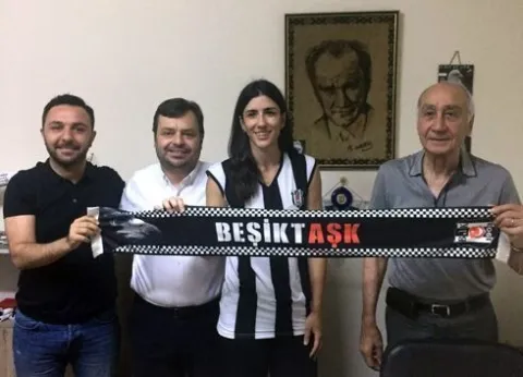 Libero Merve Dalbeler Beşiktaş'ta