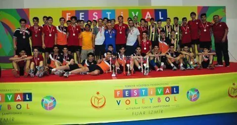 Festival Voleybol Küçük Erkekler Türkiye Şampiyonası'nda Şampiyon Fenerbahçe