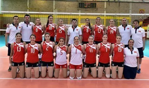 Avrupa Voleybol Şampiyonası’nda ülkemizi temsil edecek olan Genç Bayan Voleybol Milli Takımımız Almanya'ya Gitti