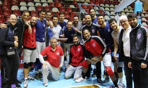 Efeler Ligi Erteleme maçında Afyon Belediye Yüntaş MSK Urfa'yı 3-0 yendi.