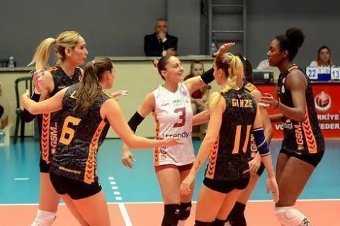 Galatasaray CEV Kupası'nda İsviçre'de 3-1 Galip Avantajla Dönüyor