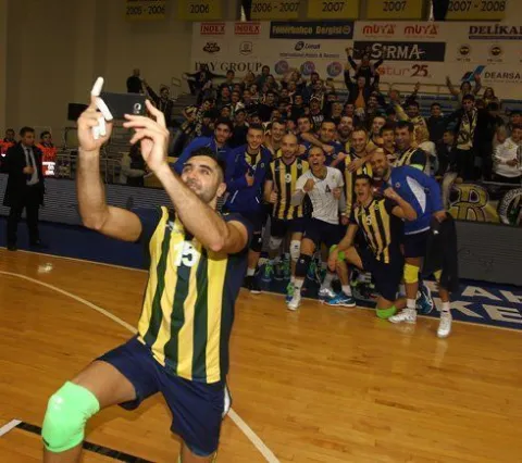 Fenerbahçe 5 Setlik Mücadelede MMP'yi 3-2 Yendi