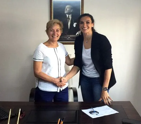 Başkan Kartal" Sarıyerli Kadınlar Voleybolu Çok Sevdi"