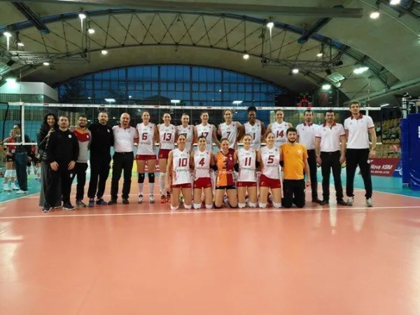 Galatasaraylı Dişi Aslanlar Avrupa CEV Cup'ta Çeyrek Finalde