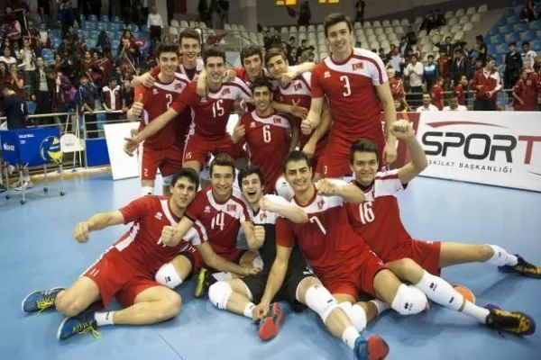U20 Genç Erkek Milli Takım C Grubunda oynadığı ilk maçta Letonya'yı 3-1 Mağlup etti.