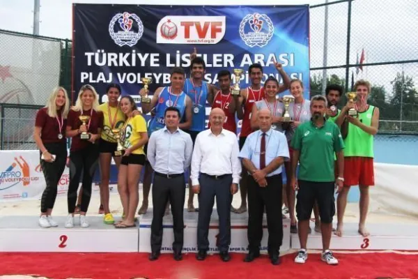 Liseler Arası Plaj Voleybolu Şampiyonası Sona Erdi