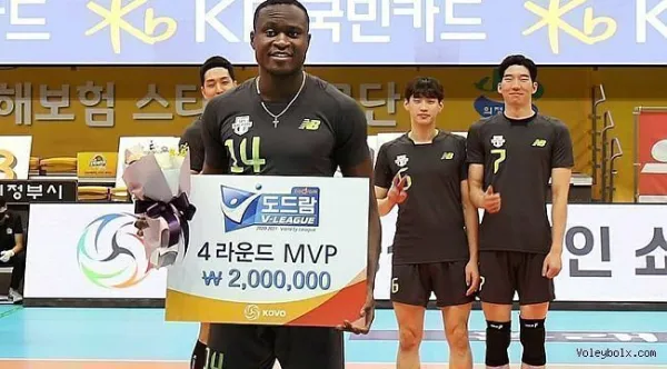 Daudi Okello, Güney Kore Erkekler Ligi'nin 4. Turu'nun MVP'si seçildi.