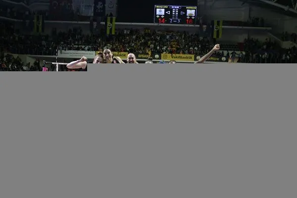 VakıfBank’tan muhteşem geri dönüş