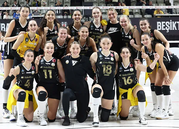 VakıfBank, Beşiktaş deplasmanından    galibiyetle dönüyor