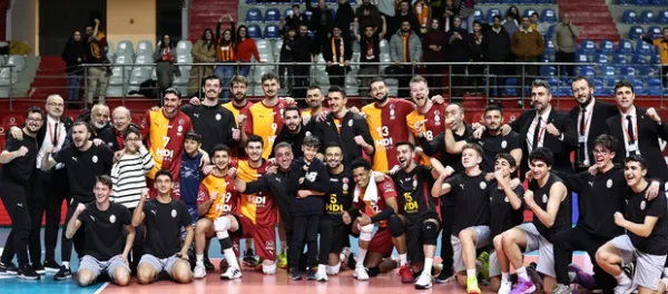 Galatasaray HDI Sigorta , Bursa BBSK'yı set vermeden Tendi