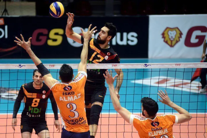 Efeler Ligi’nde 5/8 Etabı İki Karşılaşmayla Devam Etti. İnegöl tur atladı, İstanbul BB Galip