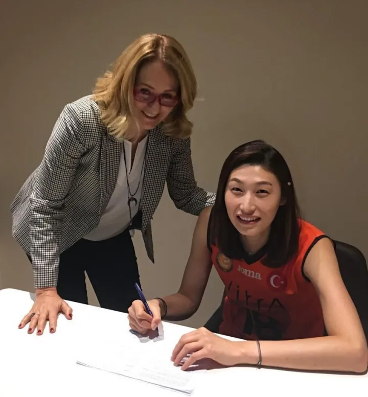 Voleybolda Transfer Bombası: Yeon-Koung Kim, Eczacıbaşı VitrA’da