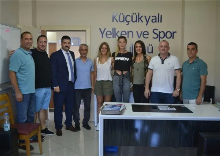 Küçükyalı Yelken'de 4 İmza!