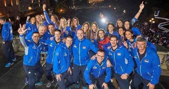 Dünya Şampiyonu Sırp Mili Takımına Muhteşem Karşılama