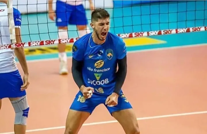 Bursa BBSK Brezilyalı smaçör Alisson Melo ile anlaştı
