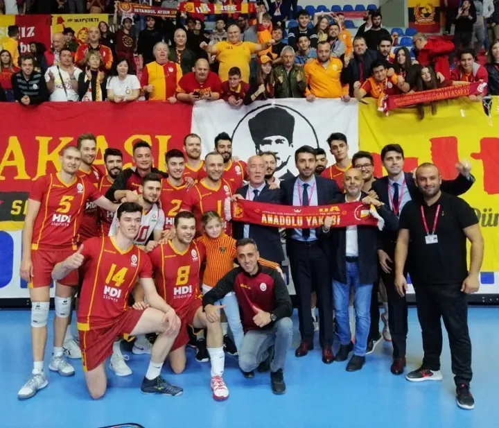 Galatasaray HDI Sigorta Tokat Plevne'yi de 3-0'la Geçti