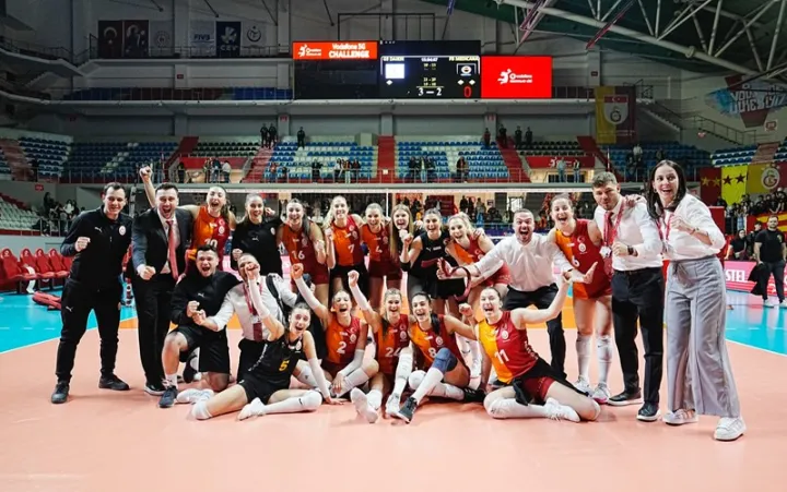 Galatasaray Dain, Fenerbahçe'i 3-2 Yenerek seride 1-0 öne geçti