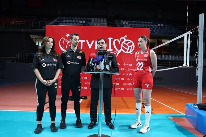 Filenin Sultanları VNL Öncesinde Basınla Buluştu