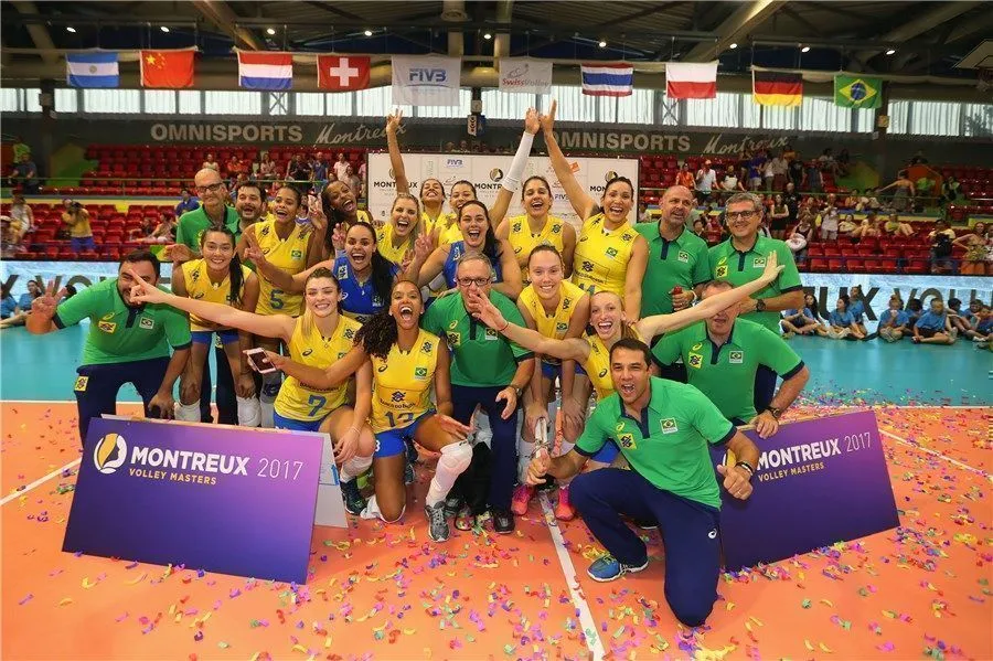 Montreux Volley Masters'da Almanya'yı 3-0 yenen Jose Roberto'un ekibi Brezilya Şampiyon