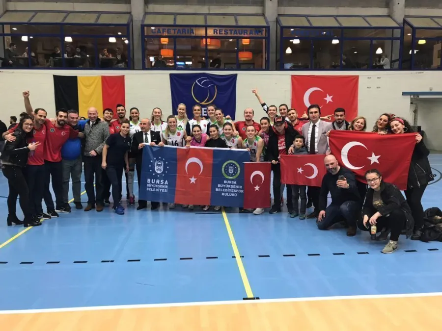 Bursalı Sultanlar Belçika'dan Avantajlı Dönüyor