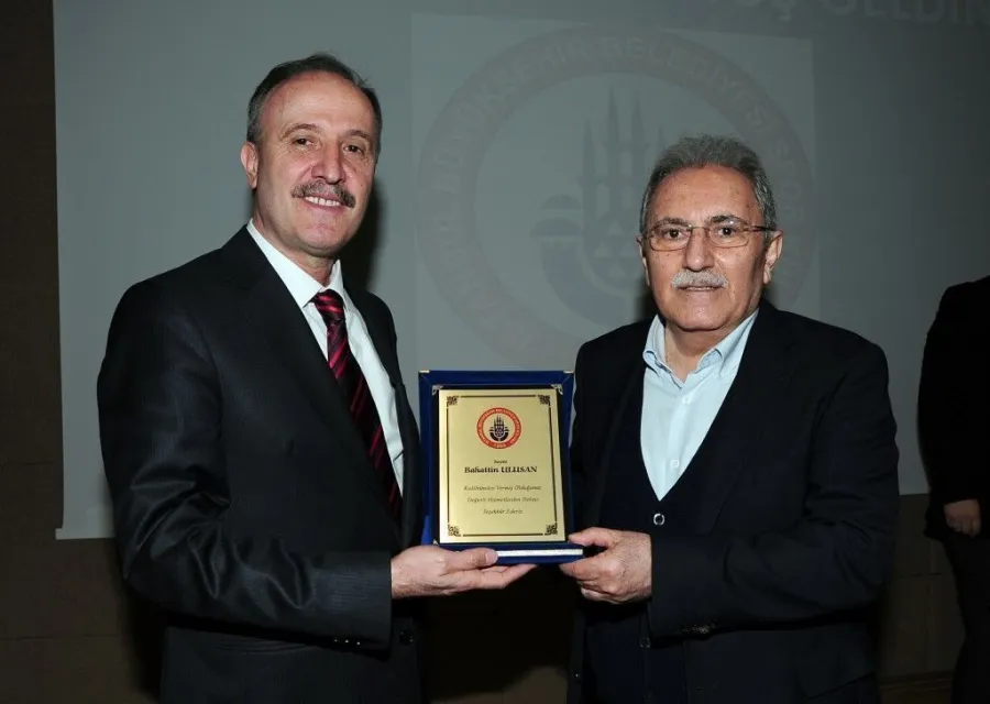 İstanbul Büyükşehir Belediyespor Kulübü’nün yeni başkanı Celalettin Deniztoker oldu.