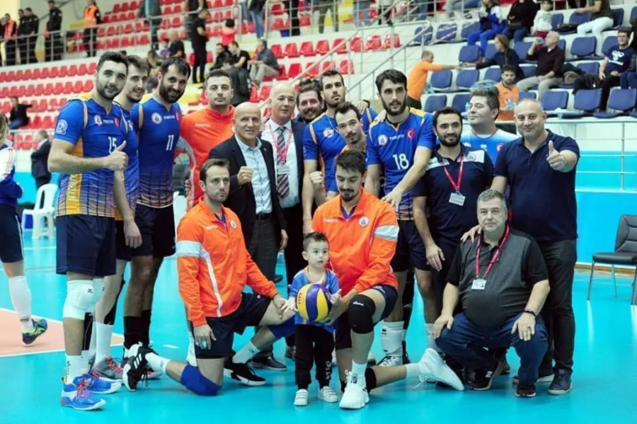 İstanbul Derbisinde 5 Set Sonunda İBBSK Galip:3-2