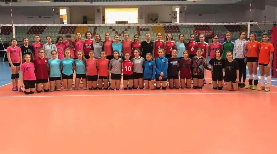 16 Yaş Altı Bayan Voleybol Milli Takımı’nın seçmeleri Yapıldı