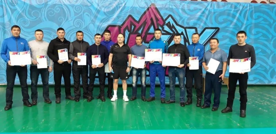 -40 Derecede VOLEYBOL COACH ve SPORCU KLİNİĞİ SONA ERDİ !