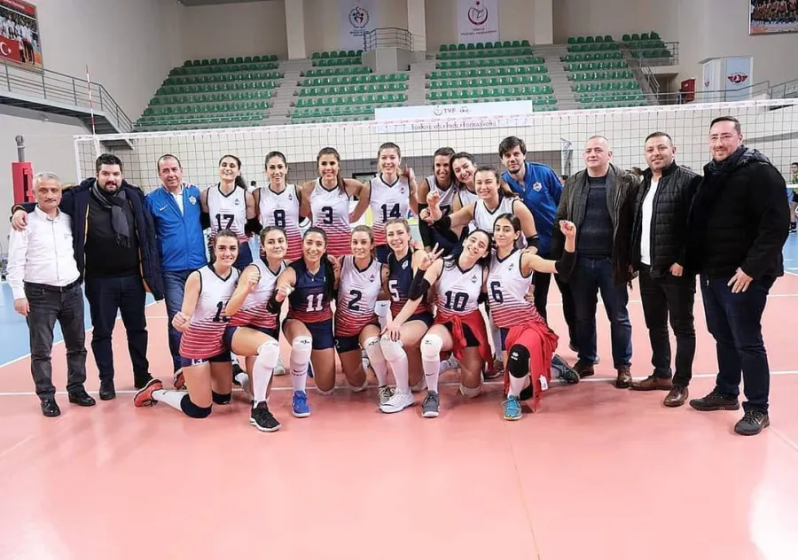 Küçükyalı Yelken Spor Play-Off'ta
