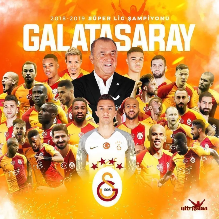 Galatadsaray Futbolda 22. Kez Lig Şampiyonu