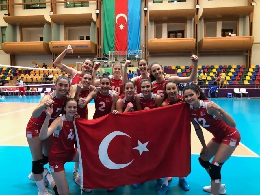 Bakü’de düzenlenen Avrupa Gençlik Olimpiyatlarında U18 Genç Kız takımı ev sahibi Azerbaycan'ı Yendi