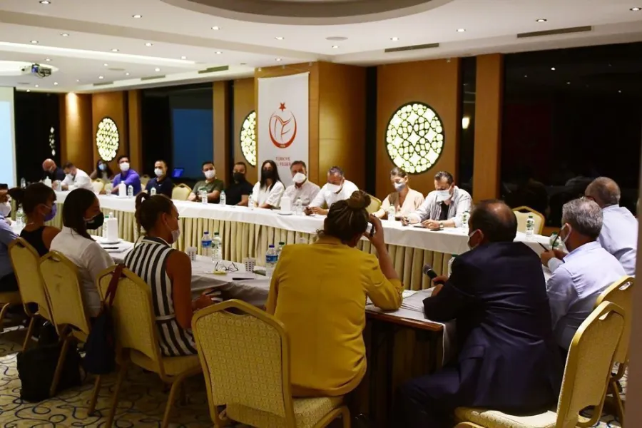Misli.com Sultanlar Ligi 2020-2021 Voleybol Sezonu Değerlendirme Toplantısı Yapıldı