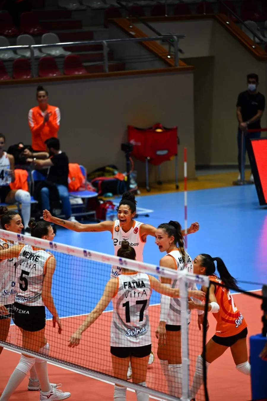 Eczacıbaşı Dynavit, kupada 2’de 2 yaptı