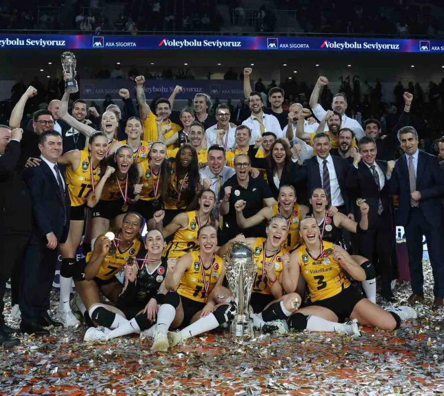 VAKIFBANK, AXA SİGORTA KUPA VOLEYDE ŞAMPİYON