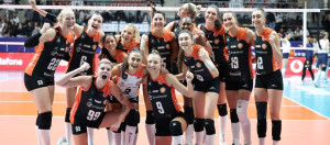 Eczacıbaşı Dynavit, deplasmanda galip