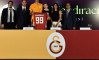 Galatasaray'ın yeni transferi Efe Mandıracı’nın imza töreni, Ali Sami Yen Spor Kompleksi RAMS Park’ta gerçekleştirildi.